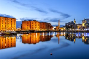 Photo of Liverpool city at night